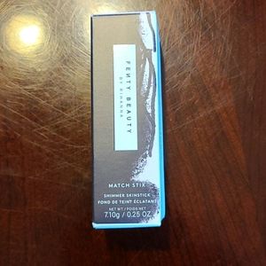 Fenty Highlighter in Rum